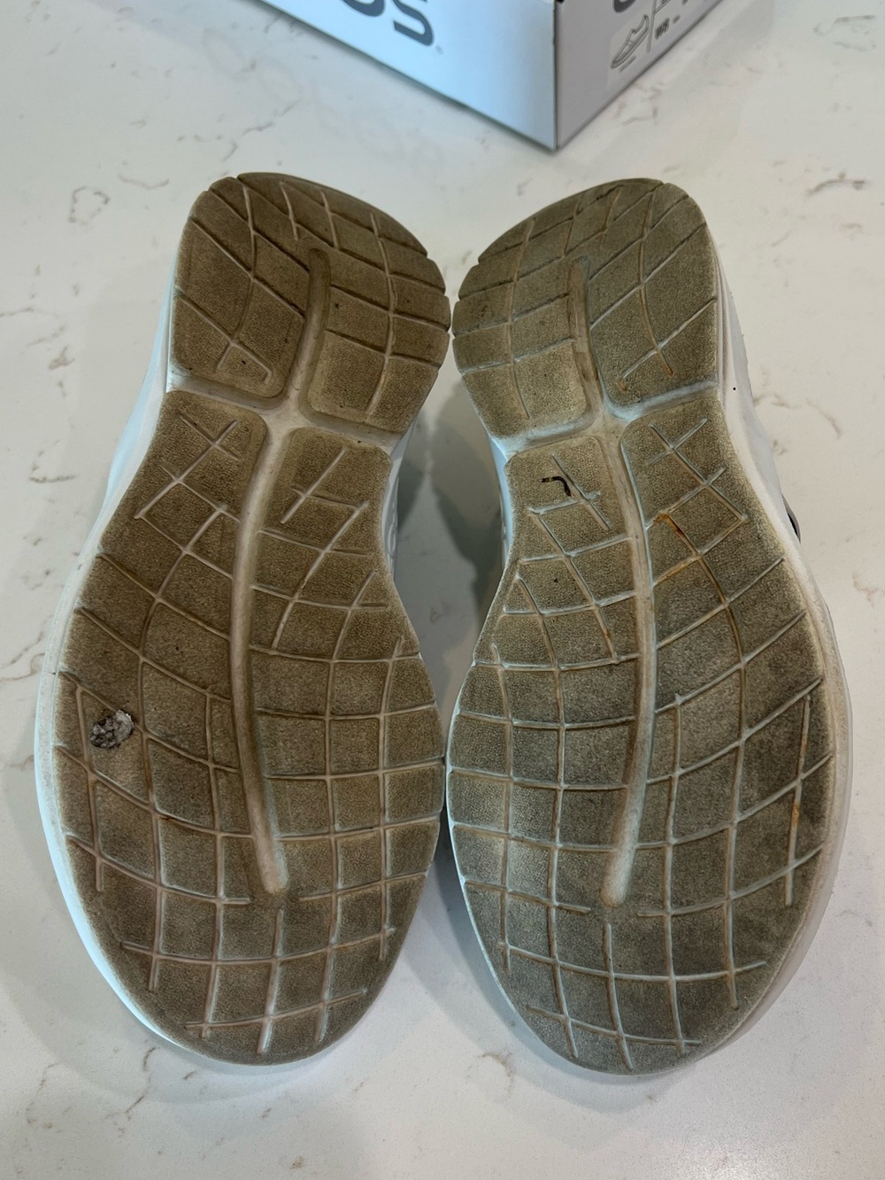 OOFOS OOMG Mesh Low Recovery Slip-On Sneakers Gray White Women’s Size 8 #5070 - Picture 7 of 12